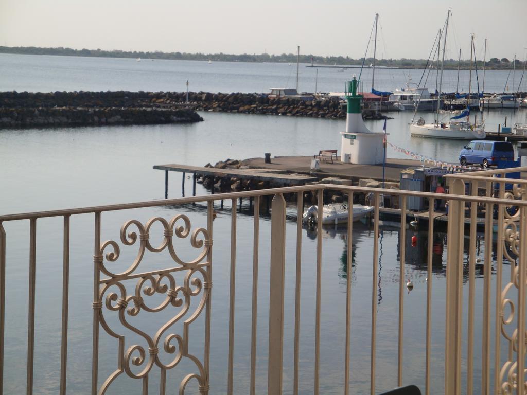 Port Rive Gauche Ostrea Lejlighed Marseillan  Eksteriør billede